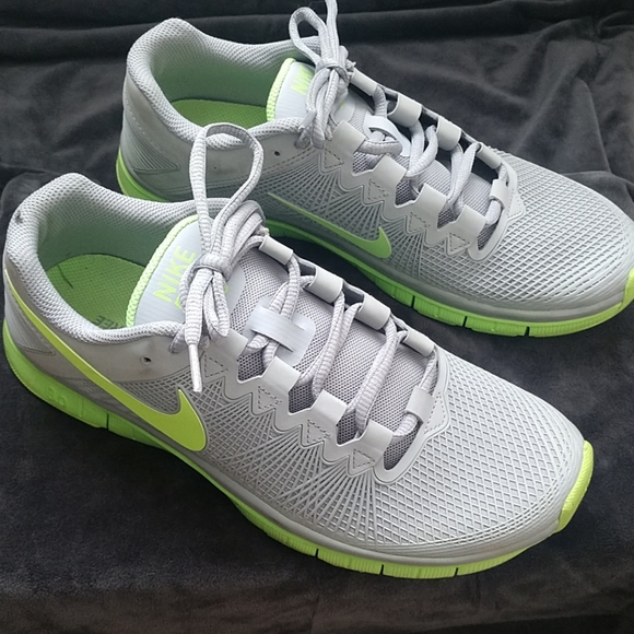 nike free trainer 3.0 grey